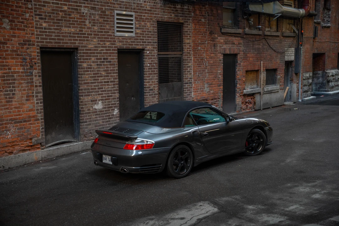 2004 Porsche 996 Turbo - Image 20 of 31