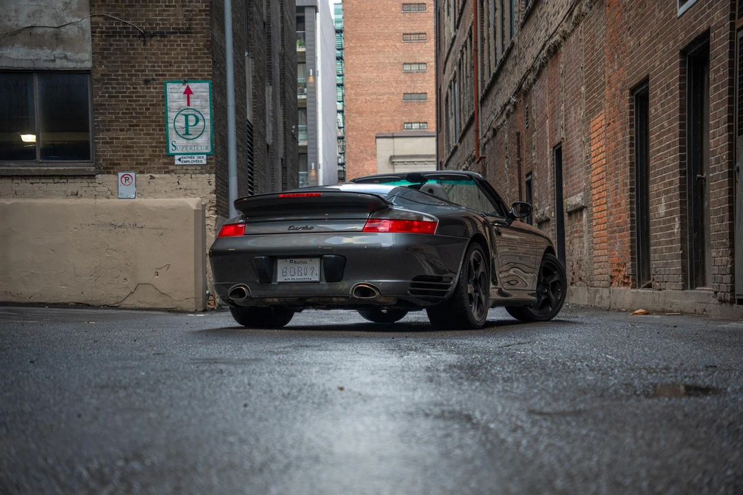 2004 Porsche 996 Turbo - Image 11 of 31