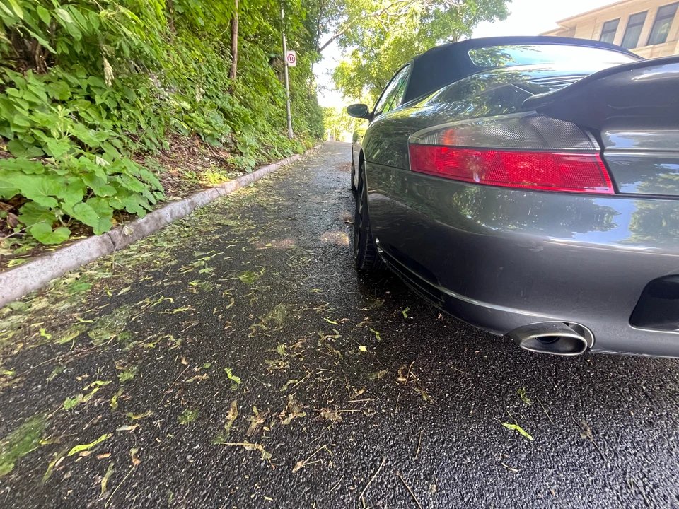 2004 Porsche 996 Turbo - Image 29 of 31