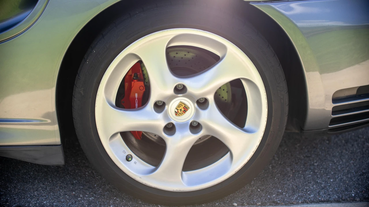 2004 Porsche 996 Turbo - Image 20 of 31