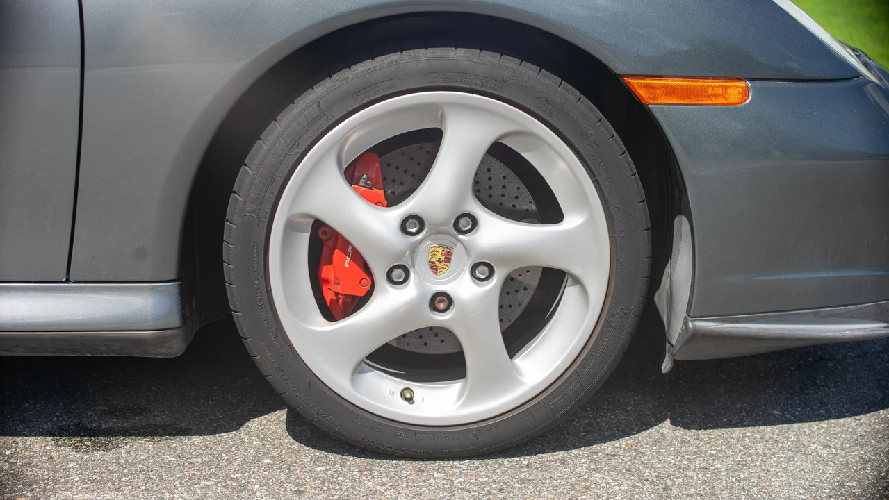 2004 Porsche 996 Turbo - Image 22 of 31