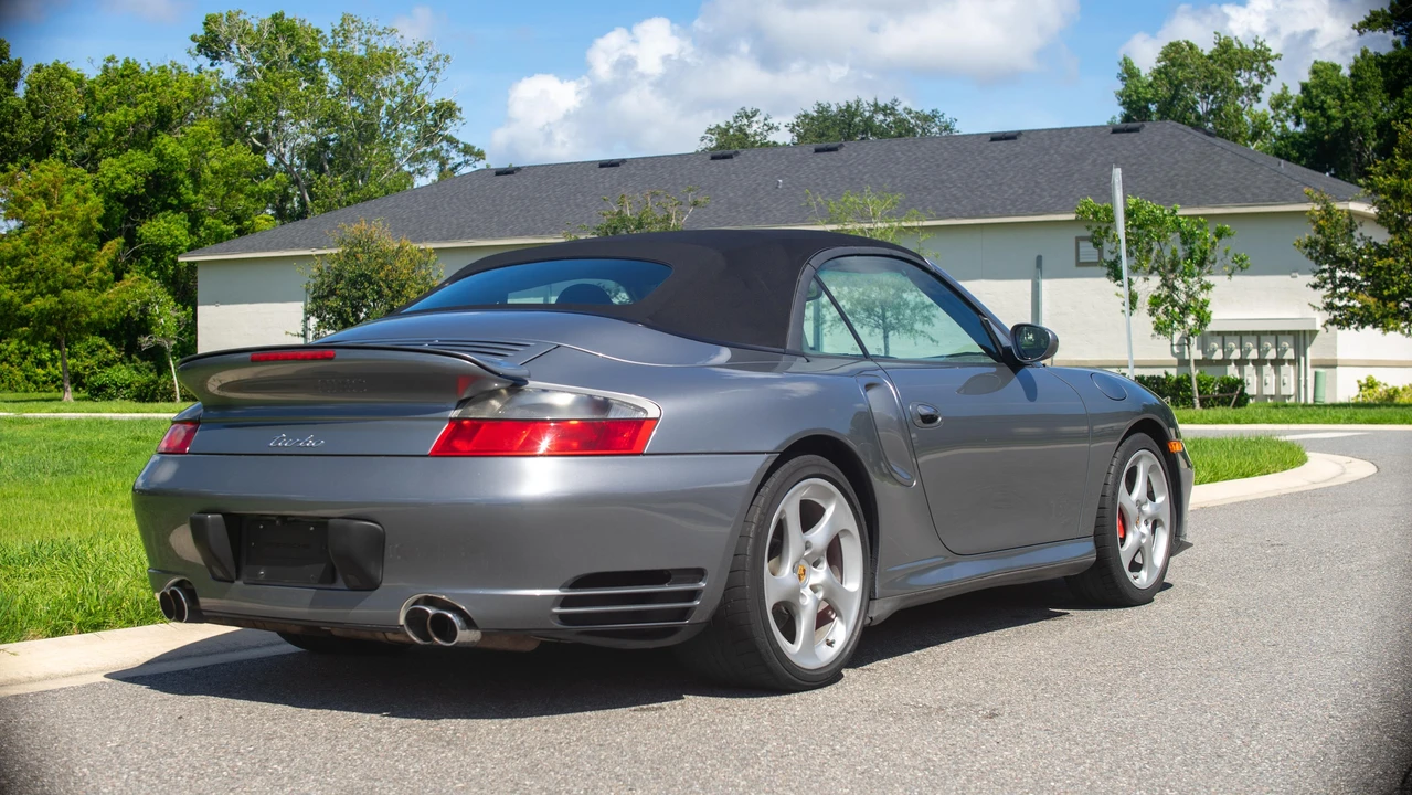 2004 Porsche 996 Turbo - Image 7 of 31