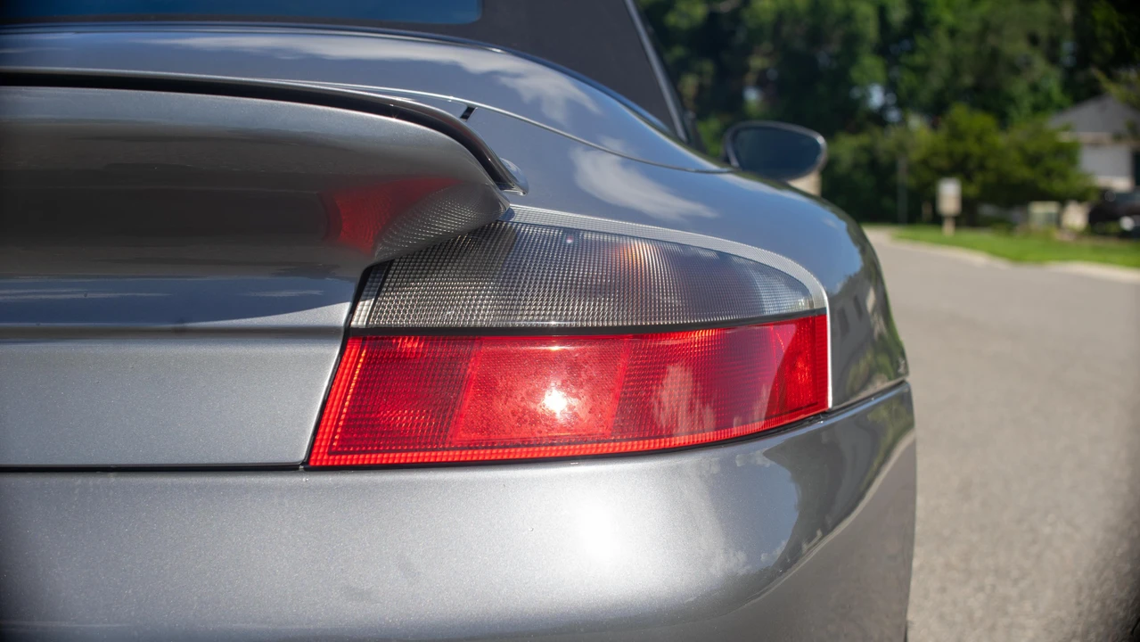 2004 Porsche 996 Turbo - Image 18 of 31