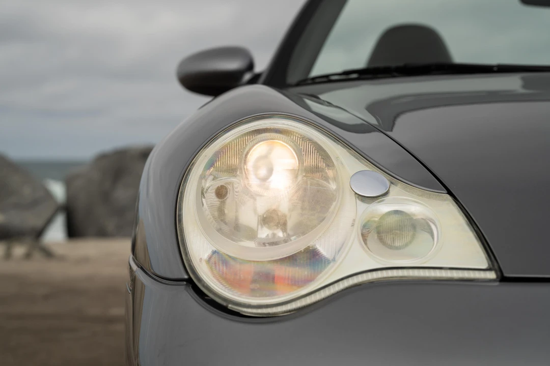 2004 Porsche 996 Turbo - Image 30 of 31
