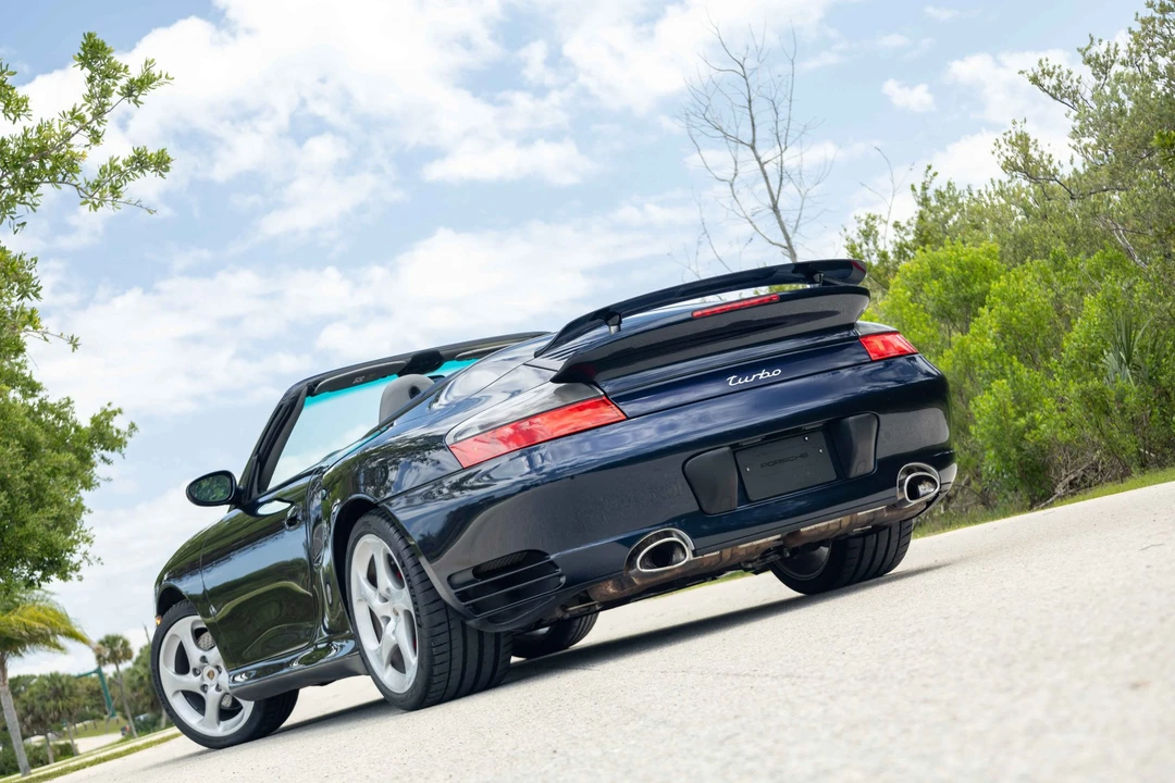 2004 Porsche 996 Turbo - Image 25 of 31