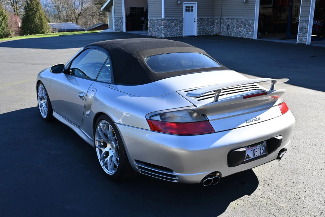 2004 Porsche 996 Turbo - Image 15 of 31