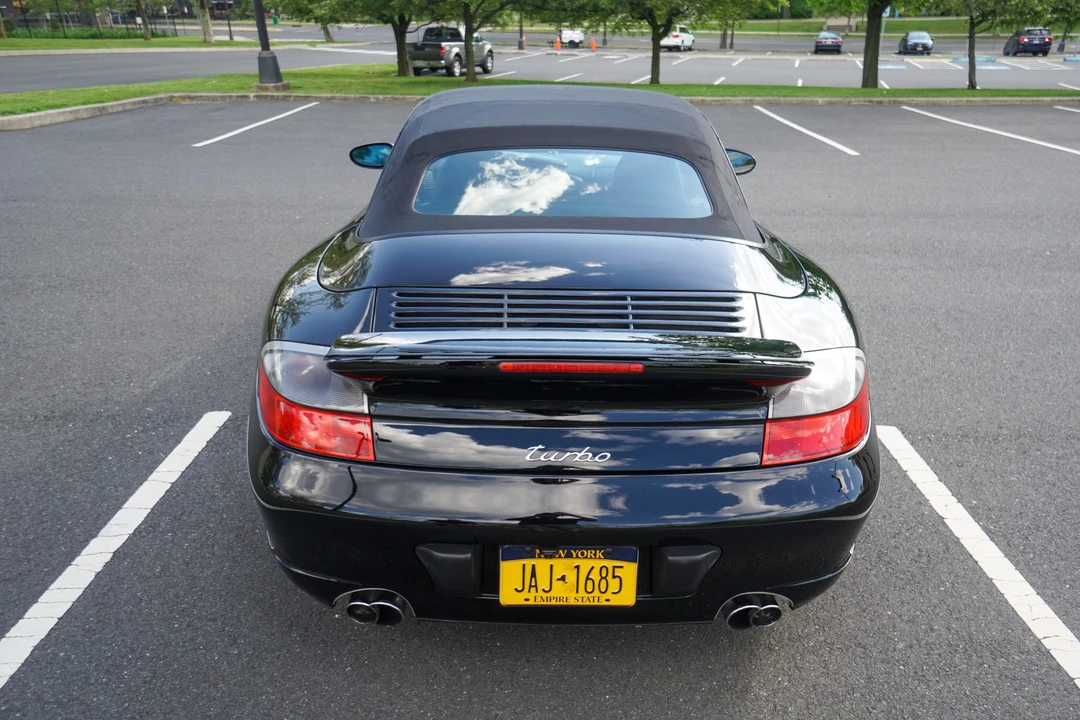 2004 Porsche 996 Turbo - Image 14 of 31
