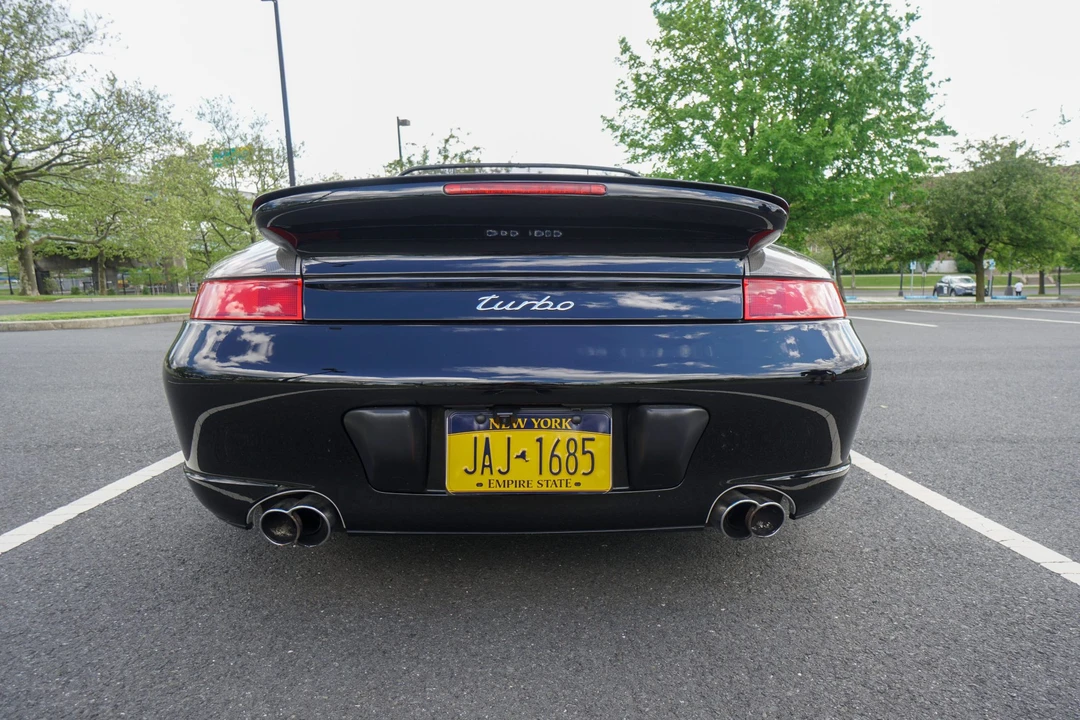 2004 Porsche 996 Turbo - Image 8 of 31