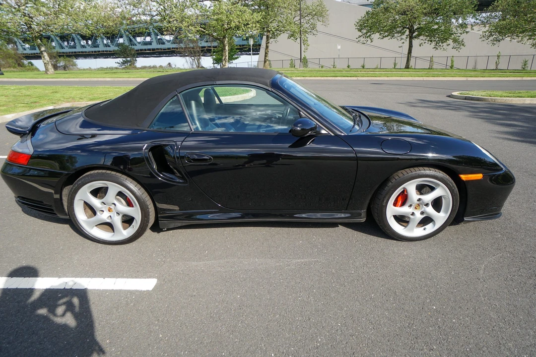 2004 Porsche 996 Turbo - Image 13 of 31