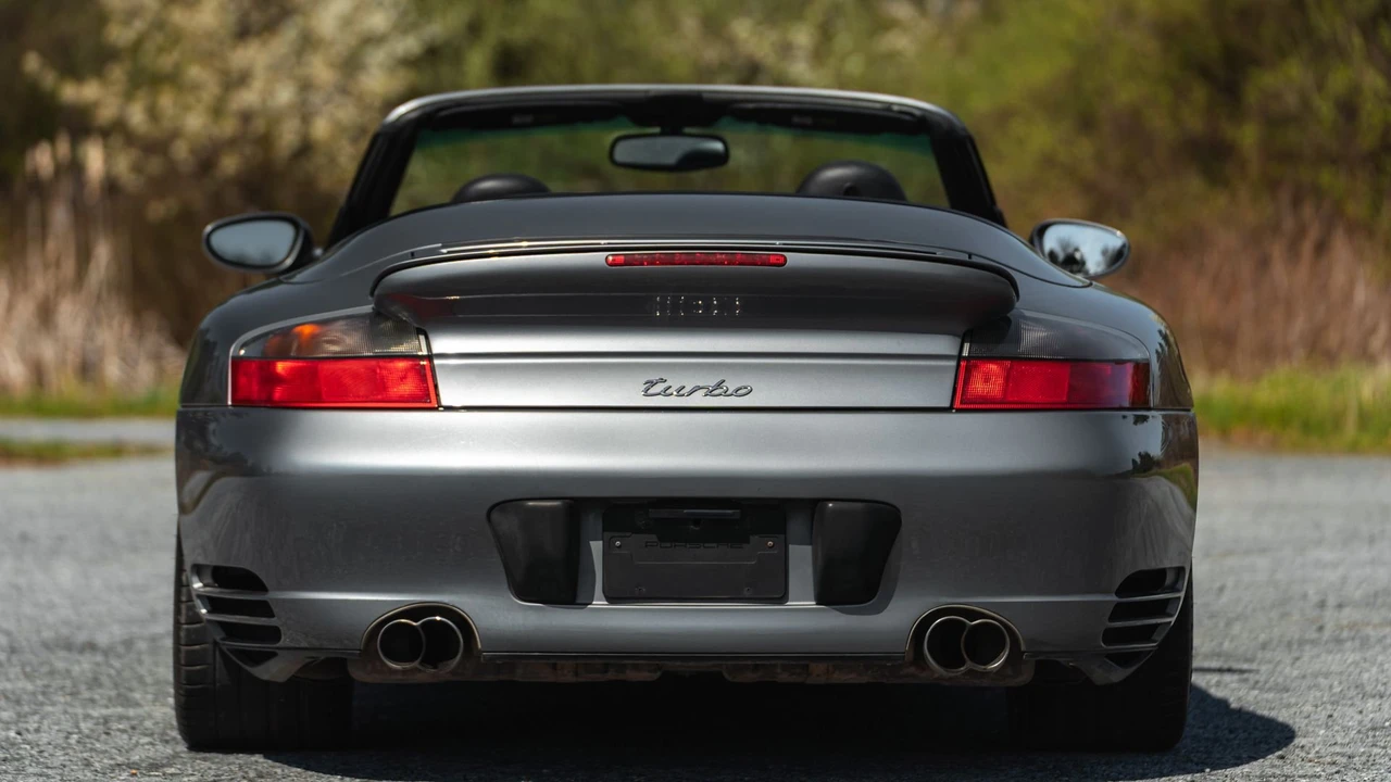 2004 Porsche 996 Turbo - Image 19 of 31