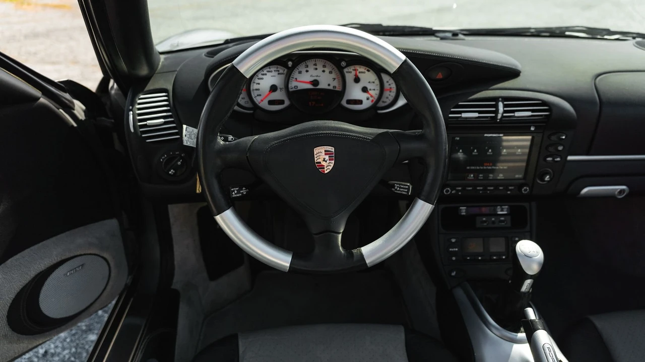2004 Porsche 996 Turbo - Image 7 of 31