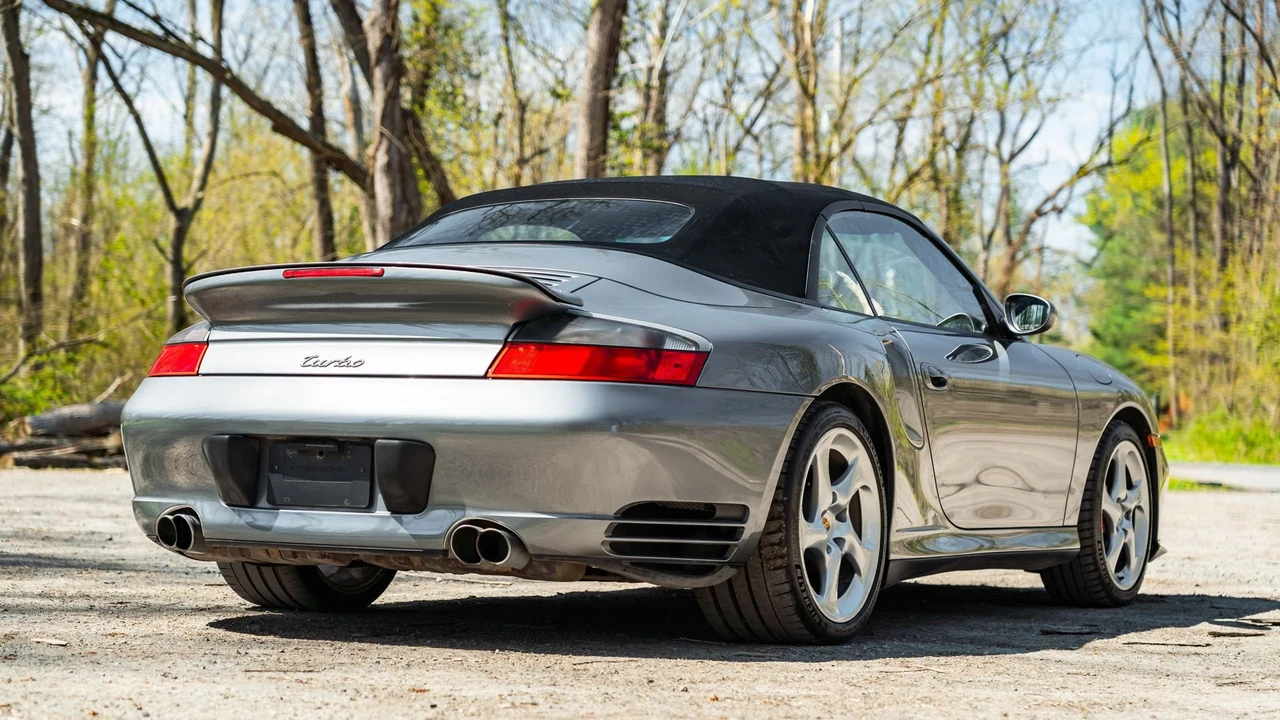 2004 Porsche 996 Turbo - Image 29 of 31