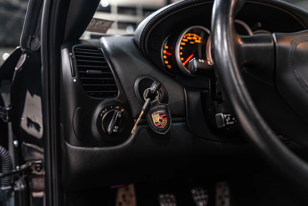 2004 Porsche 996 Turbo - Image 7 of 21