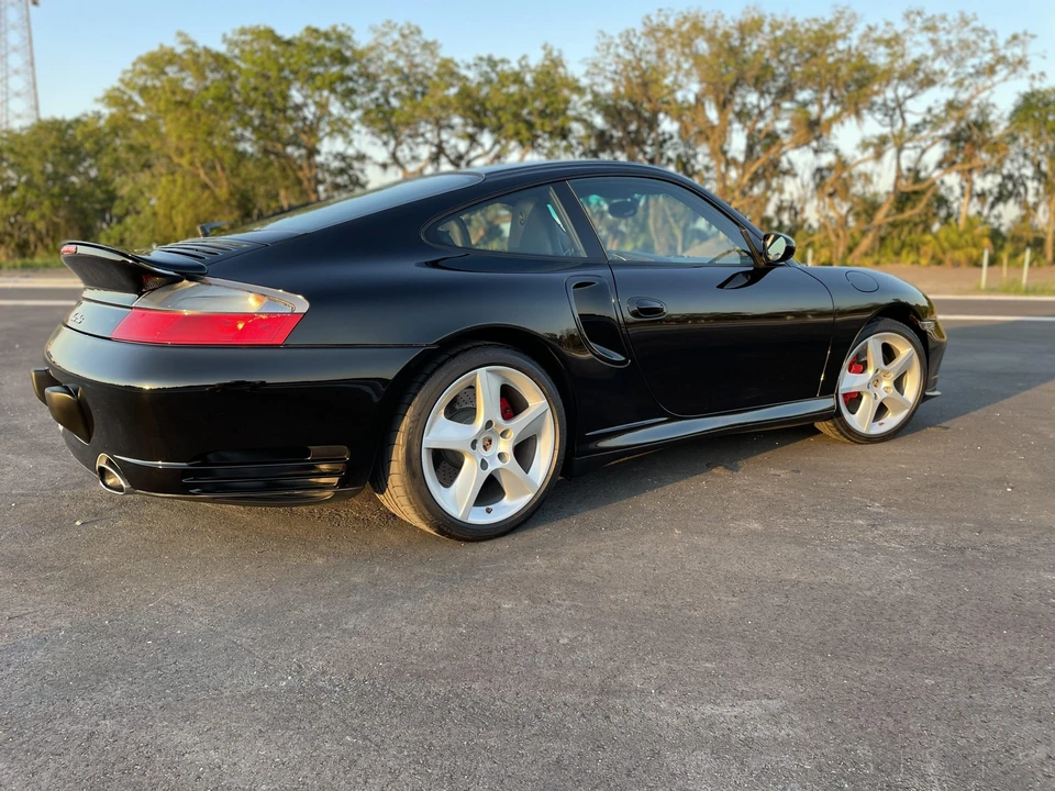 2004 Porsche 996 Turbo - Image 12 of 31