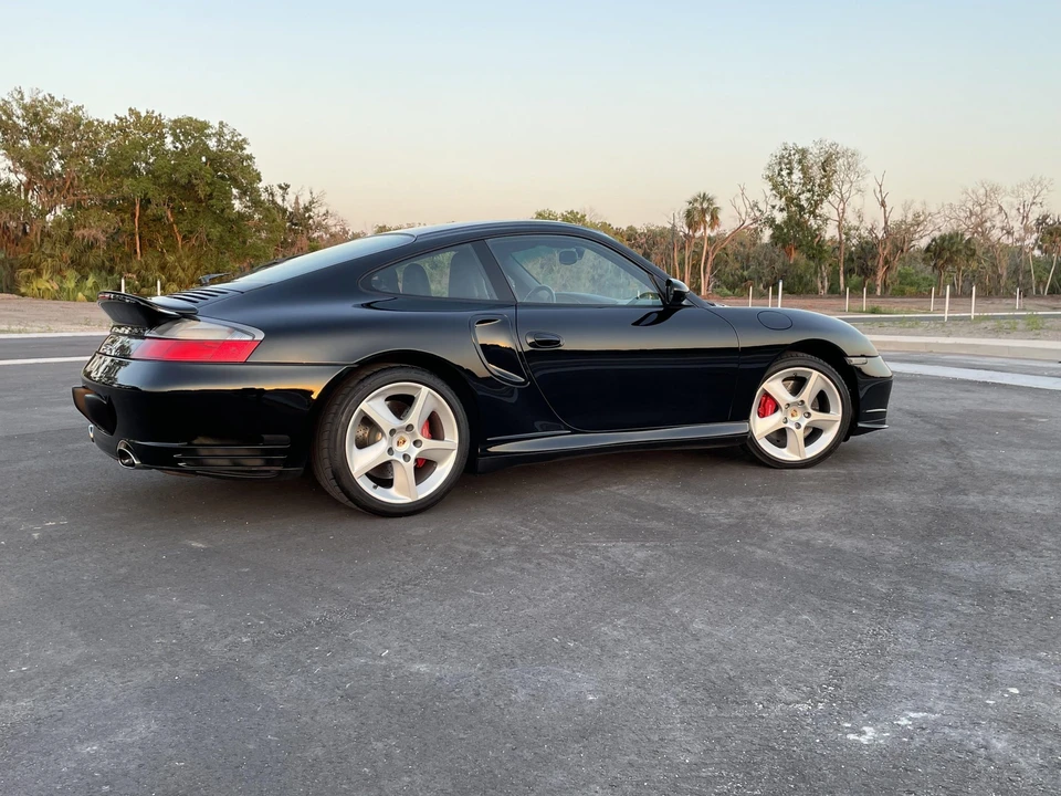 2004 Porsche 996 Turbo - Image 11 of 31