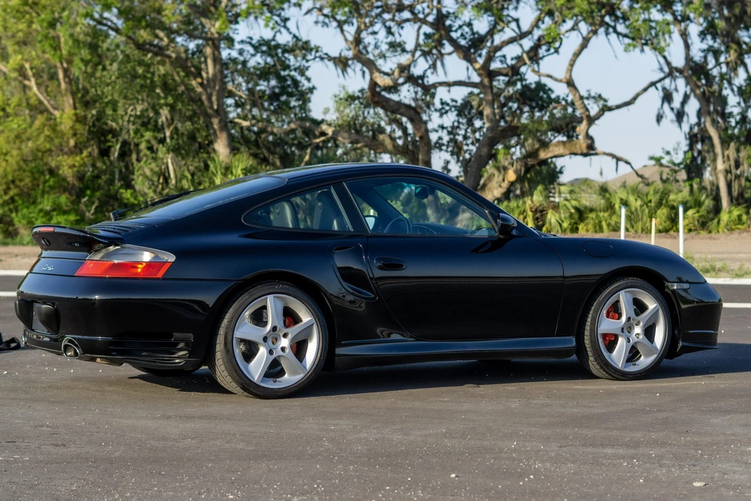2004 Porsche 996 Turbo - Image 10 of 31