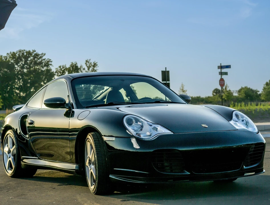 2004 Porsche 996 Turbo - Image 7 of 31