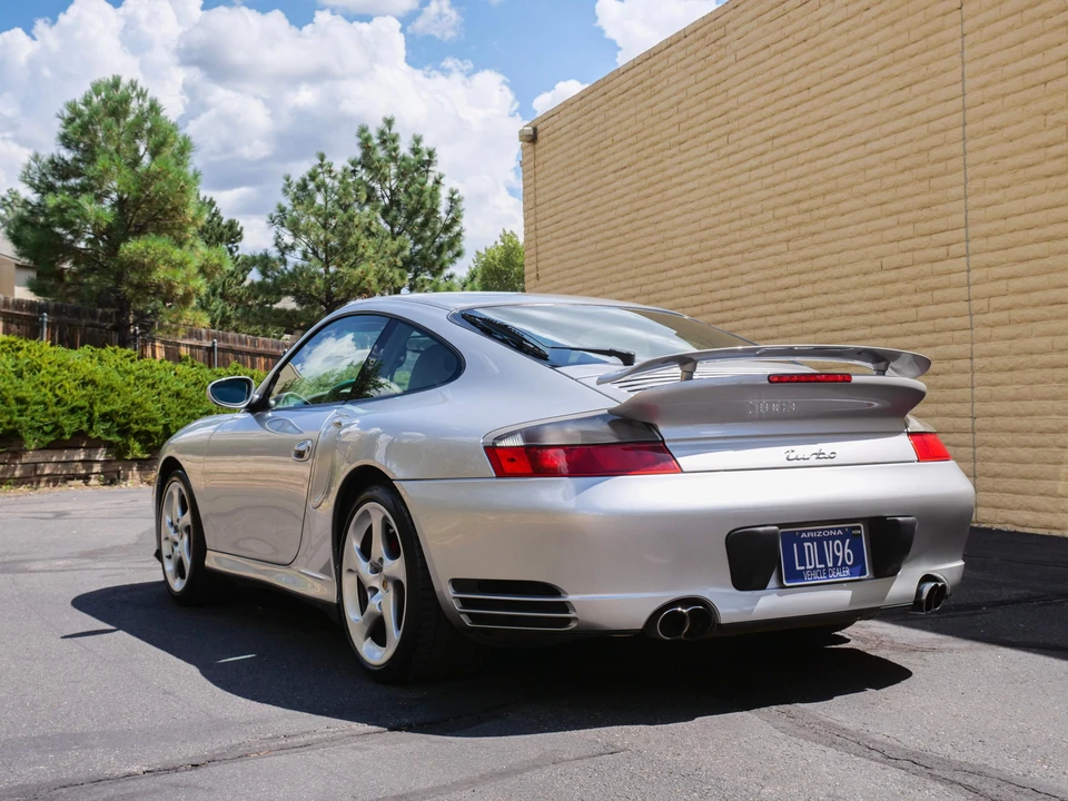 2004 Porsche 996 Turbo - Image 17 of 31