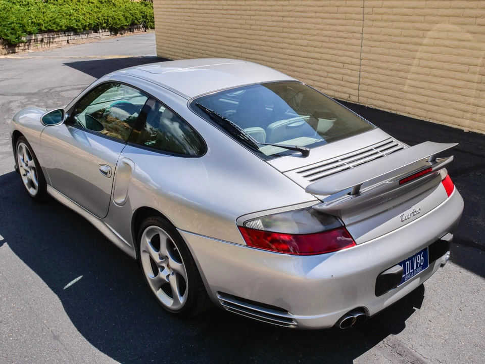2004 Porsche 996 Turbo - Image 19 of 31