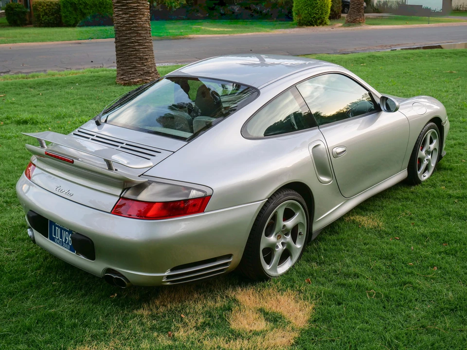 2004 Porsche 996 Turbo - Image 28 of 31