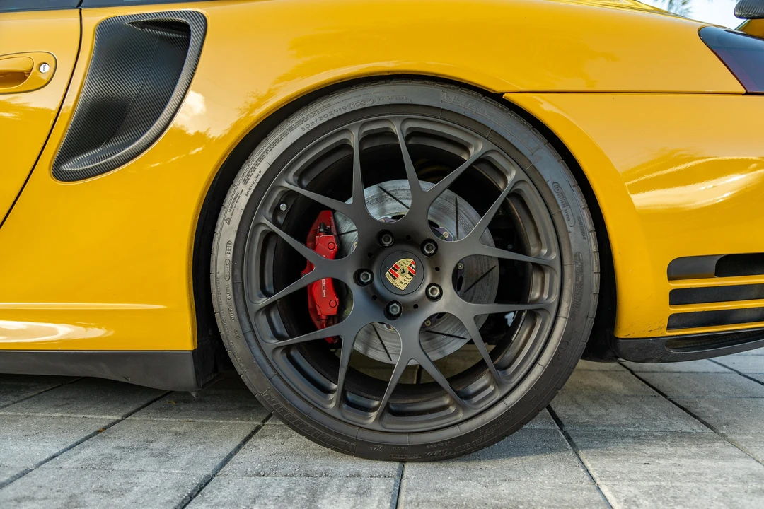 2004 Porsche 996 Turbo - Image 14 of 31