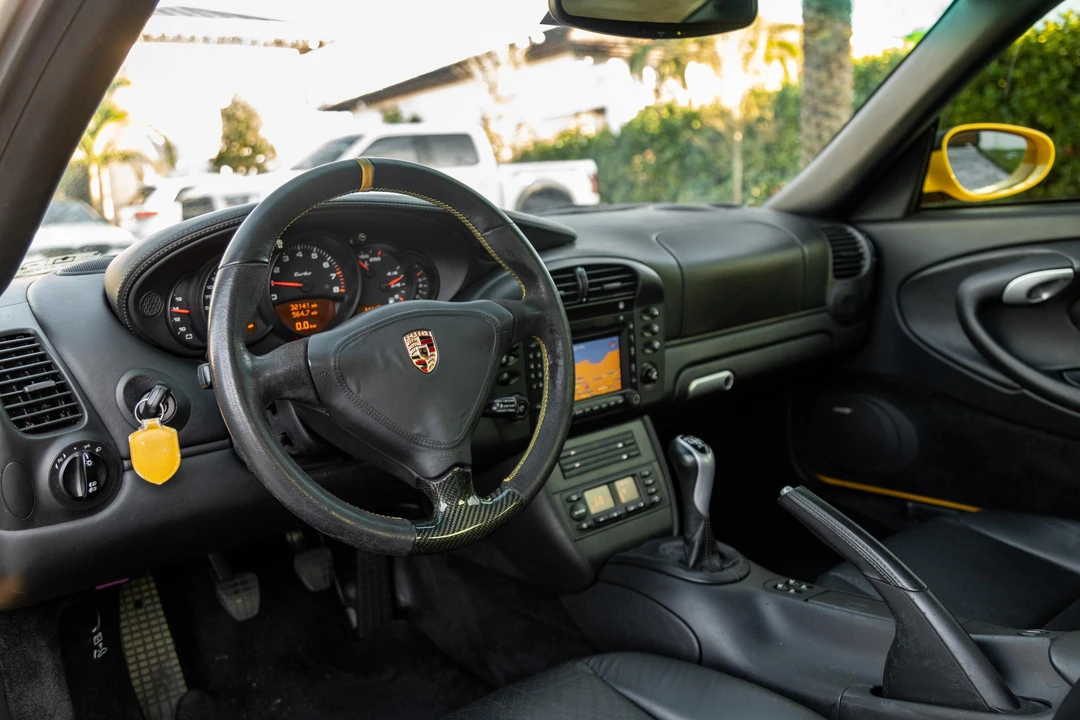 2004 Porsche 996 Turbo - Image 25 of 31