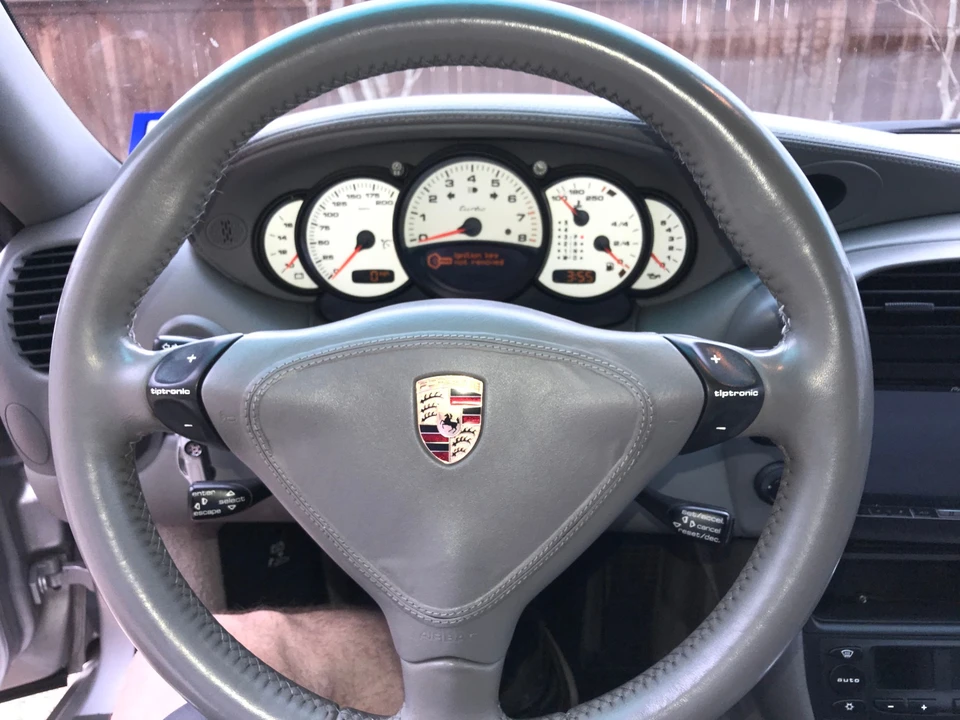 2004 Porsche 996 Turbo - Image 22 of 31