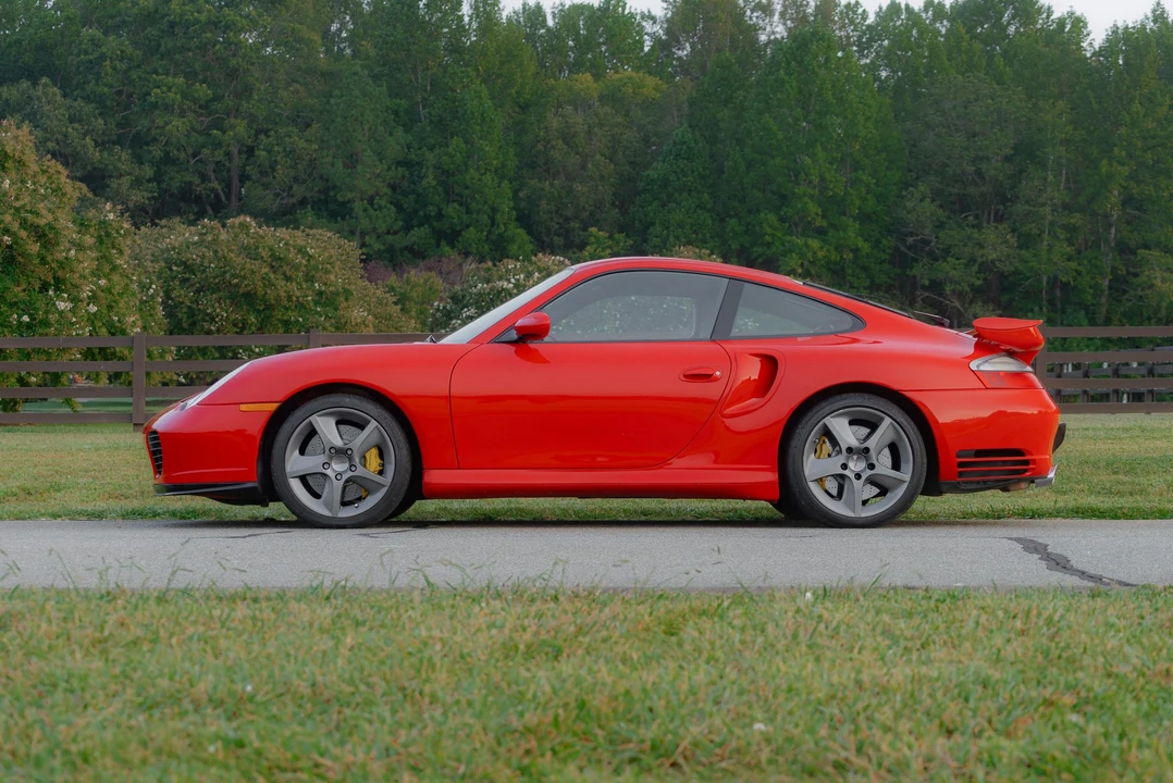 2004 Porsche 996 Turbo - Image 13 of 31