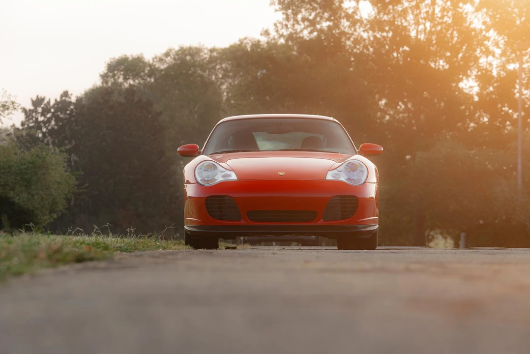 2004 Porsche 996 Turbo - Image 19 of 31
