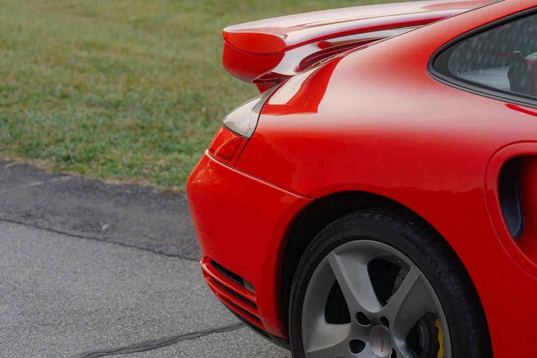 2004 Porsche 996 Turbo - Image 27 of 31