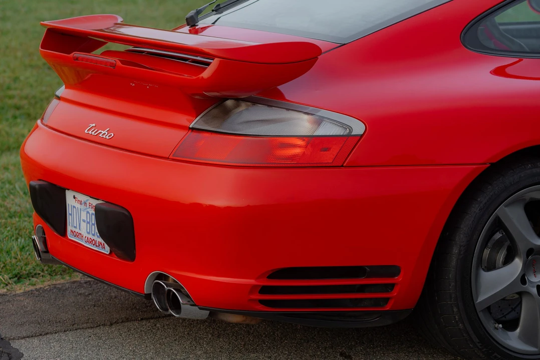 2004 Porsche 996 Turbo - Image 29 of 31