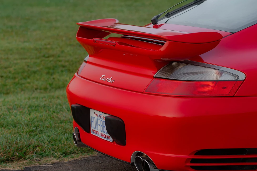 2004 Porsche 996 Turbo - Image 30 of 31