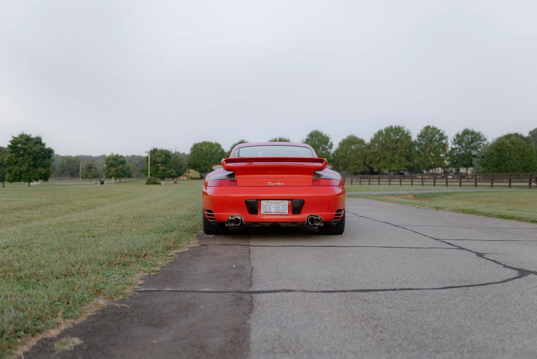 2004 Porsche 996 Turbo - Image 11 of 31