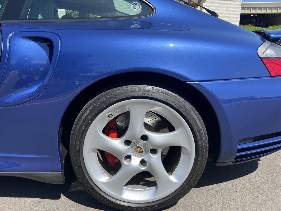 2004 Porsche 996 Turbo - Image 24 of 31
