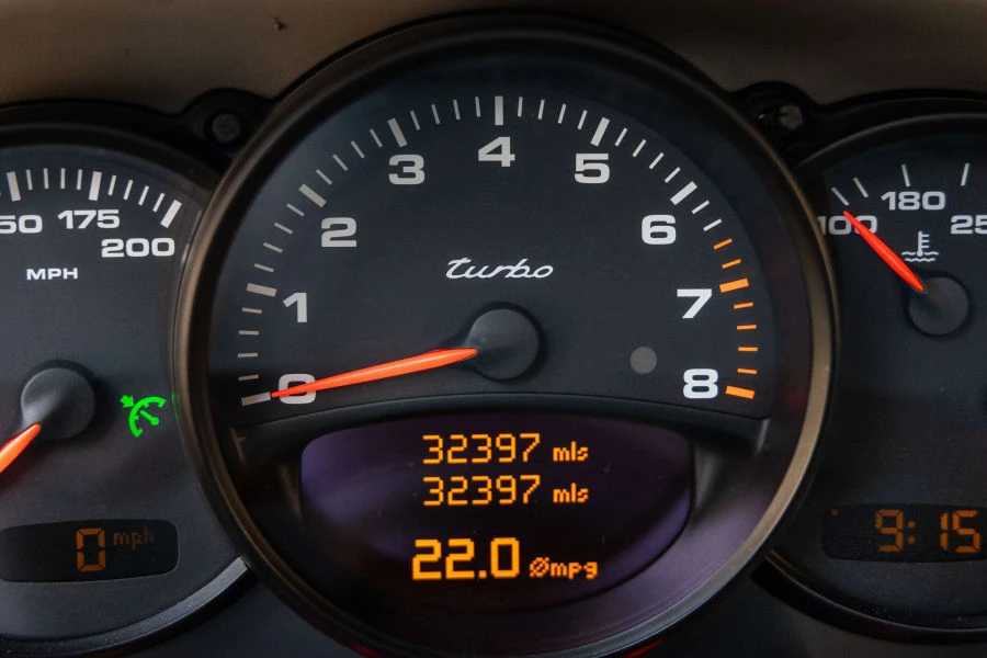 2004 Porsche 996 Turbo - Image 30 of 31