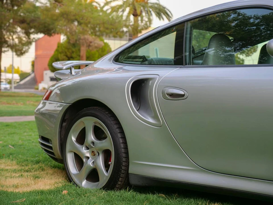 2004 Porsche 996 Turbo - Image 17 of 24
