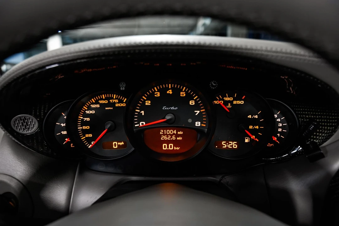 2004 Porsche 996 Turbo - Image 11 of 31
