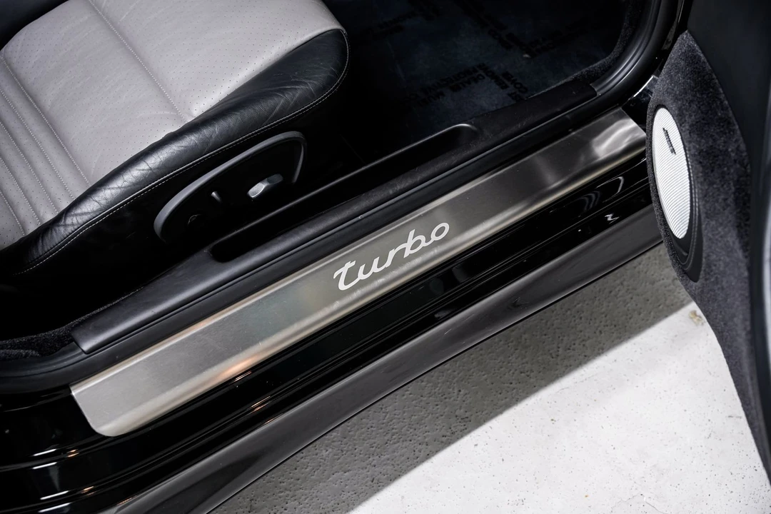 2004 Porsche 996 Turbo - Image 27 of 31