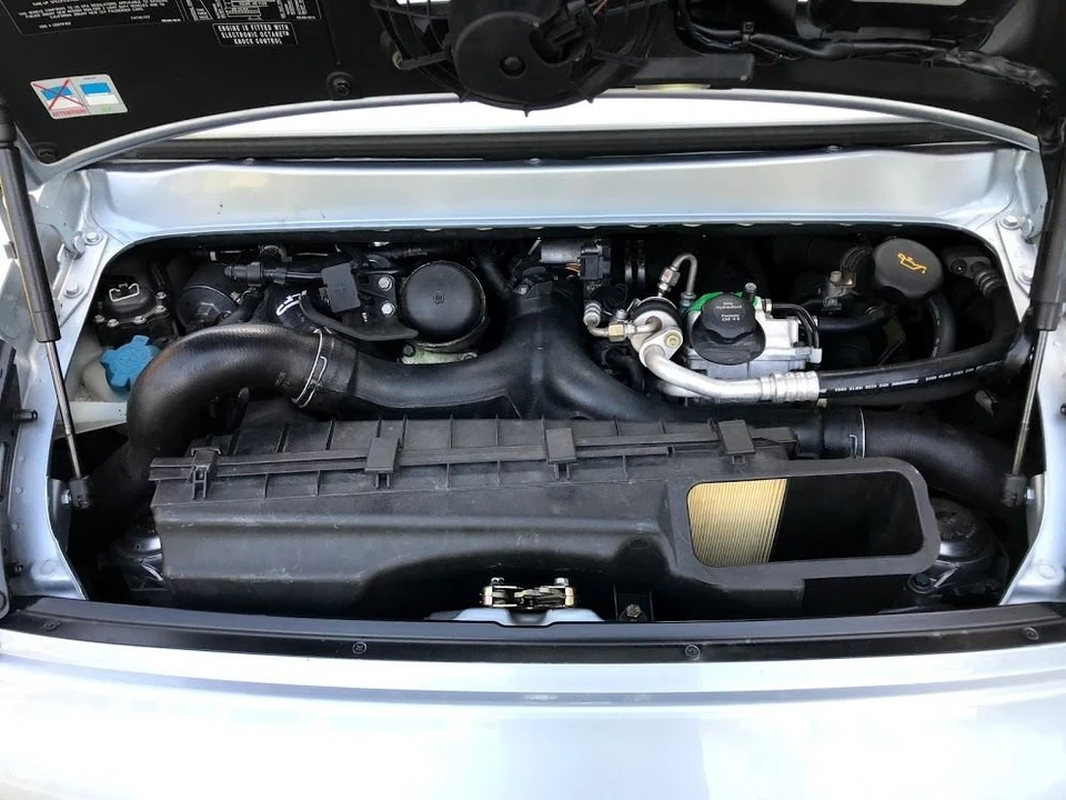 2004 Porsche 996 Turbo - Image 12 of 18