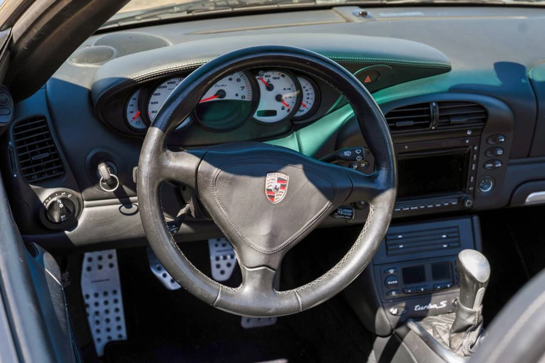 2004 Porsche 996 Turbo - Image 16 of 24