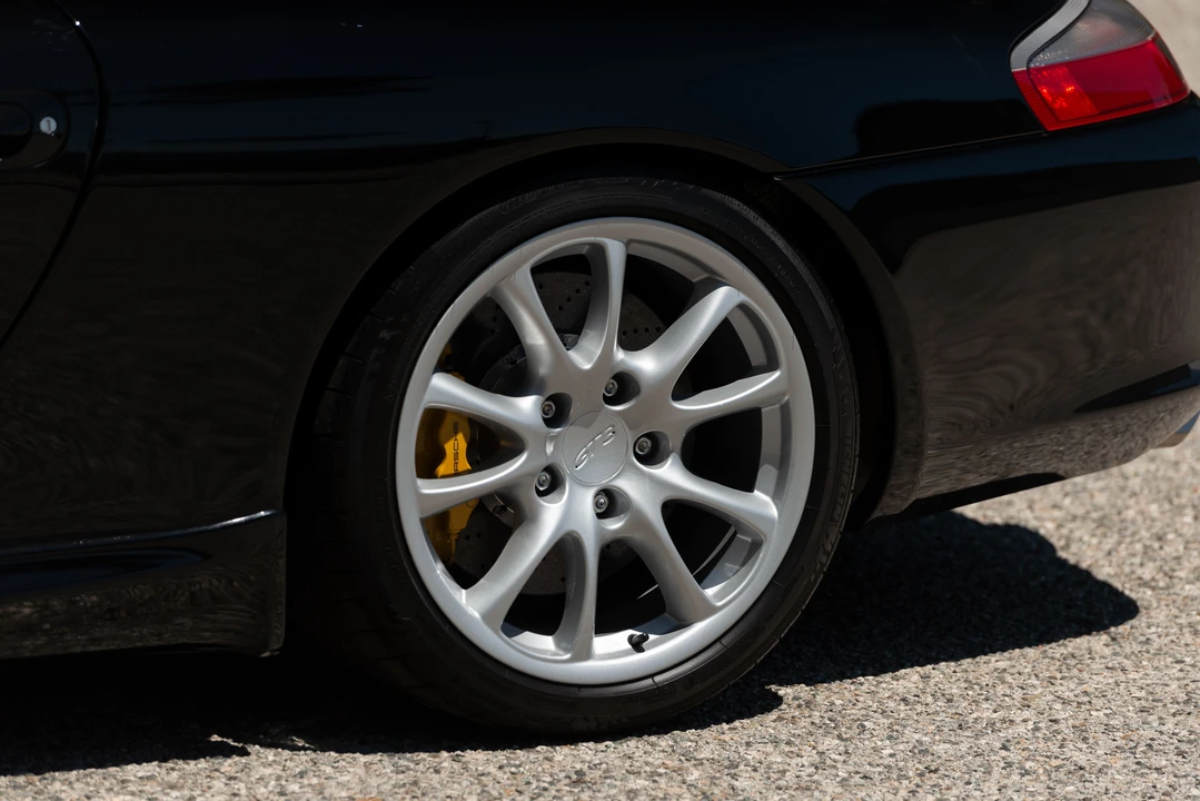 2004 Porsche 996 GT3 - Image 27 of 31