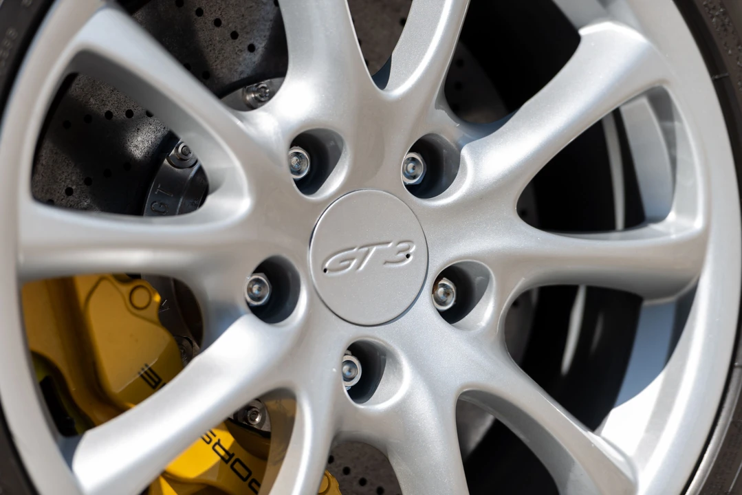 2004 Porsche 996 GT3 - Image 19 of 31