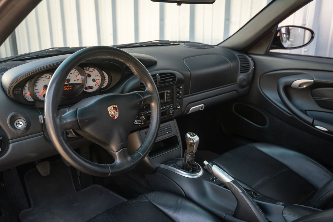 2004 Porsche 996 GT3 - Image 16 of 31
