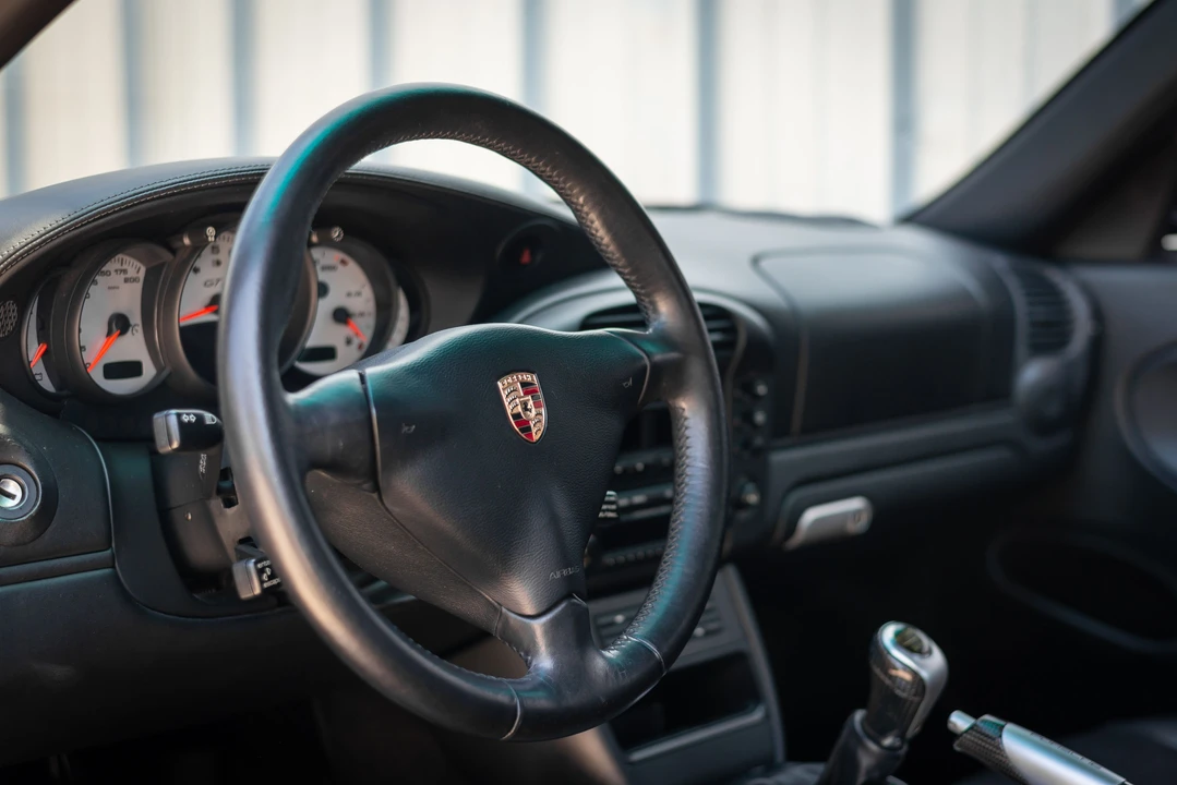 2004 Porsche 996 GT3 - Image 17 of 31