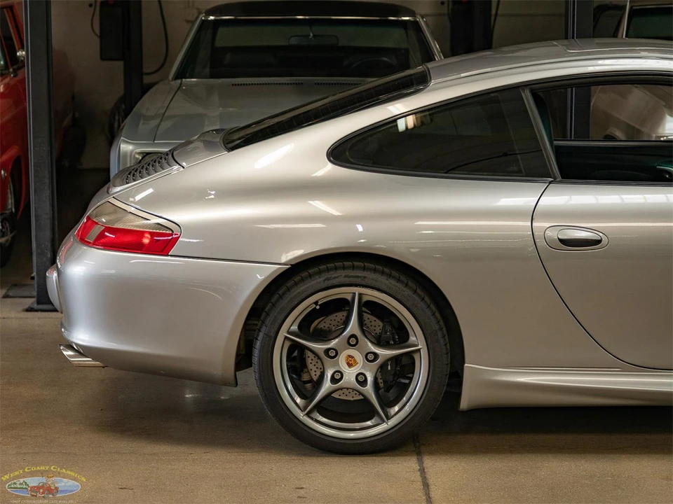 2004 Porsche 996 Carrera - Image 2 of 31