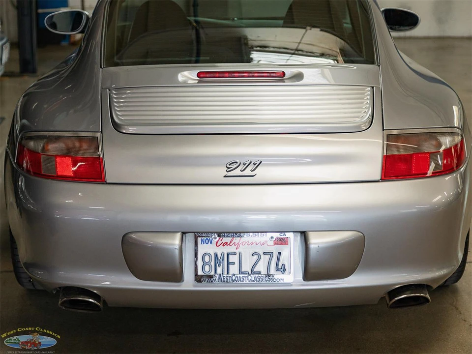 2004 Porsche 996 Carrera - Image 19 of 31