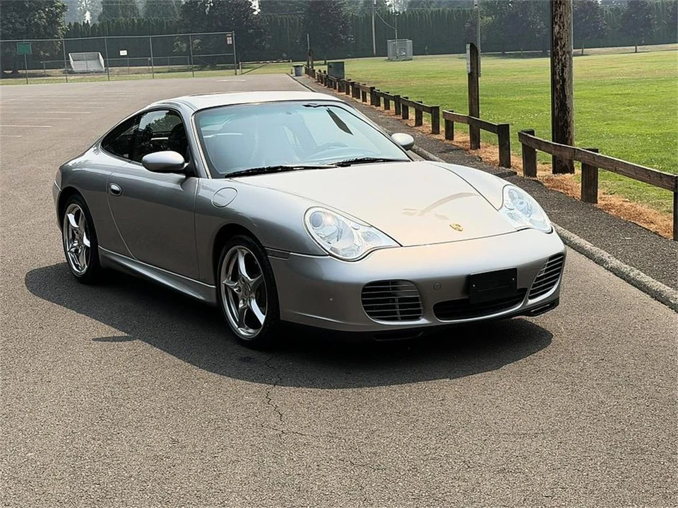 2004 Porsche 996 Carrera - Image 10 of 31