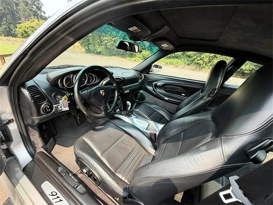 2004 Porsche 996 Carrera - Image 17 of 31