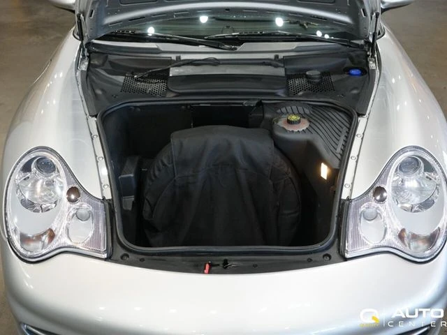 2004 Porsche 911 - Image 11 of 30