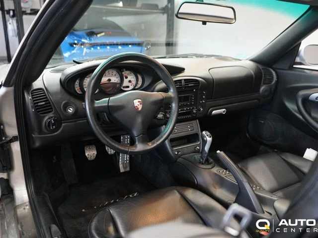 2004 Porsche 911 - Image 20 of 30